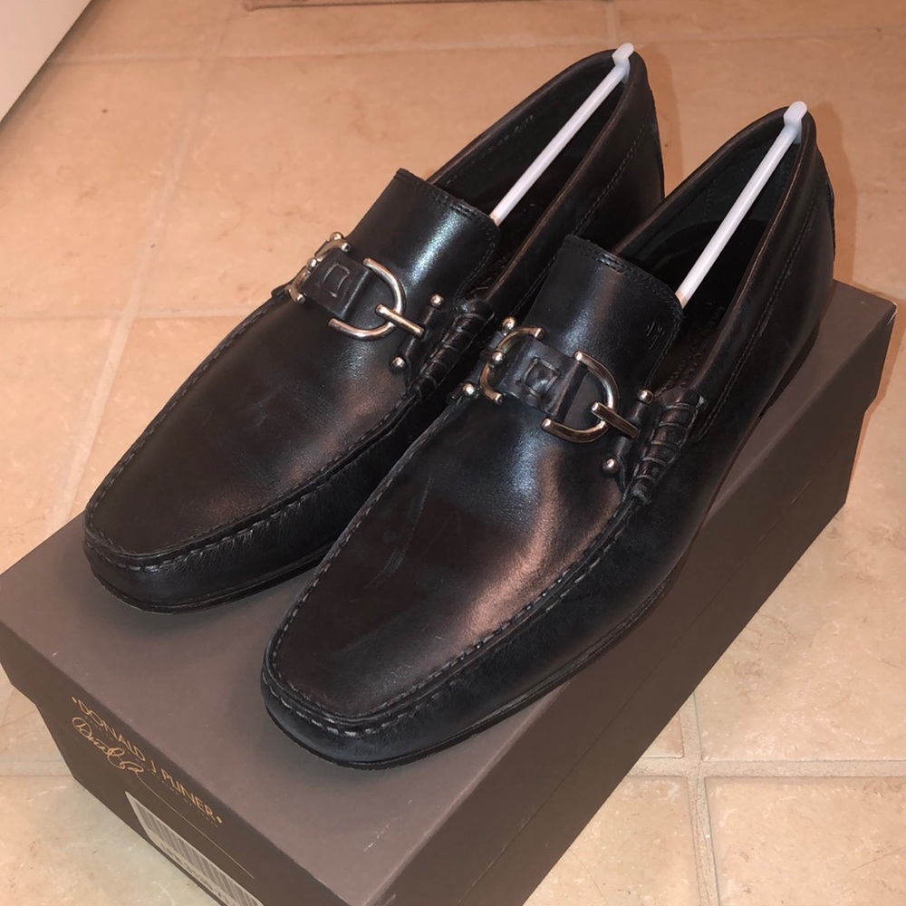Donald j Pliner Men’s black dipped calf